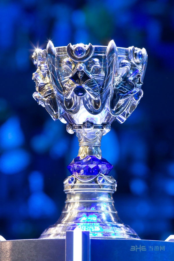 LOL最强战队关键比赛爆冷翻车，LPL赛区因战队失误陷危机